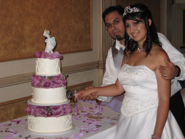 617x456 pixels (97K)